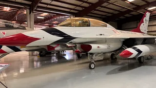 Thunderbirds General Dynamics F-16B
